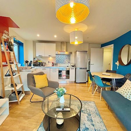 Skyview Apartment By Noknokstay - City Centre With Parking - Group, Family, Business Шефилд Екстериор снимка