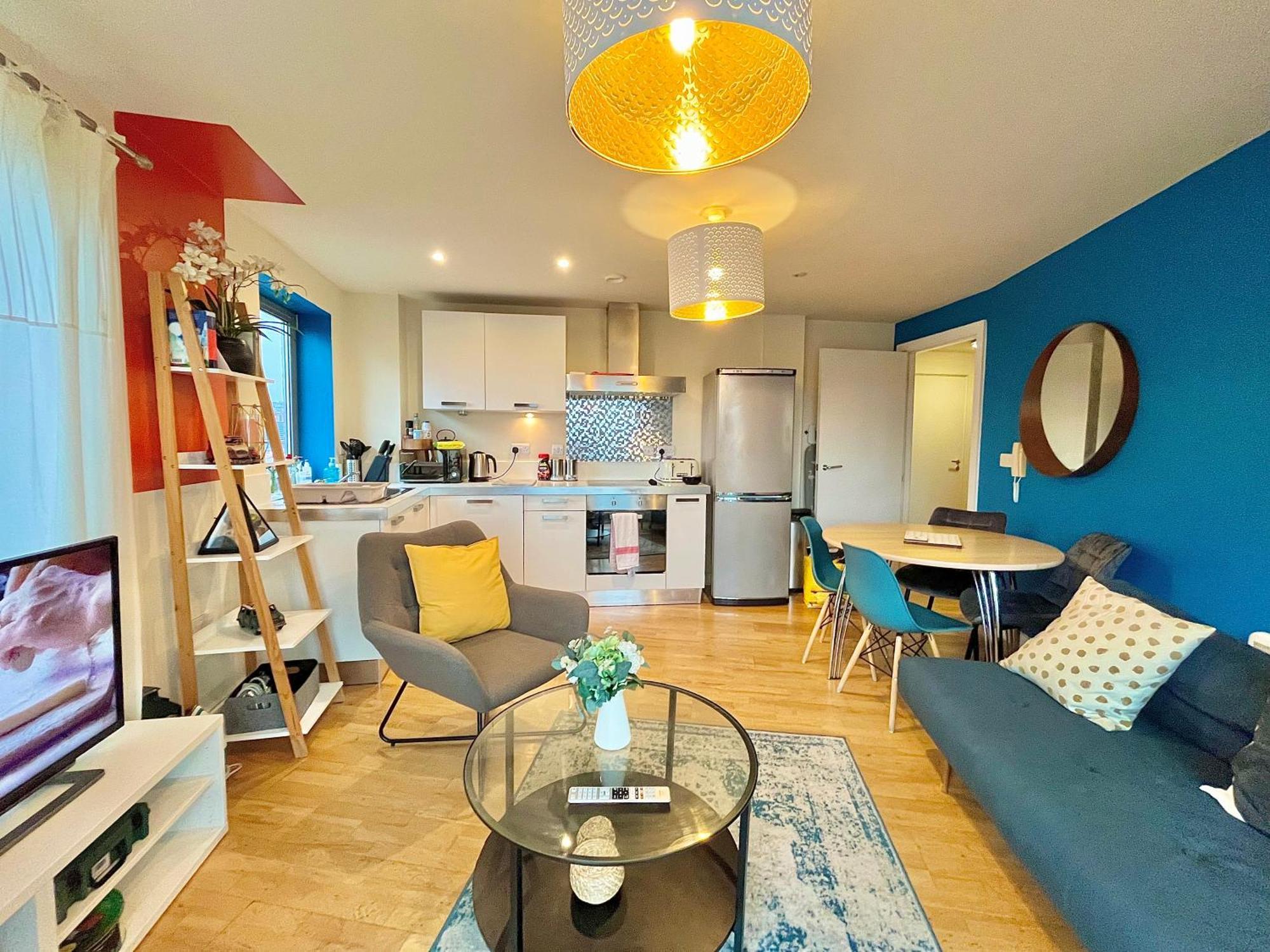 Skyview Apartment By Noknokstay - City Centre With Parking - Group, Family, Business Шефилд Екстериор снимка