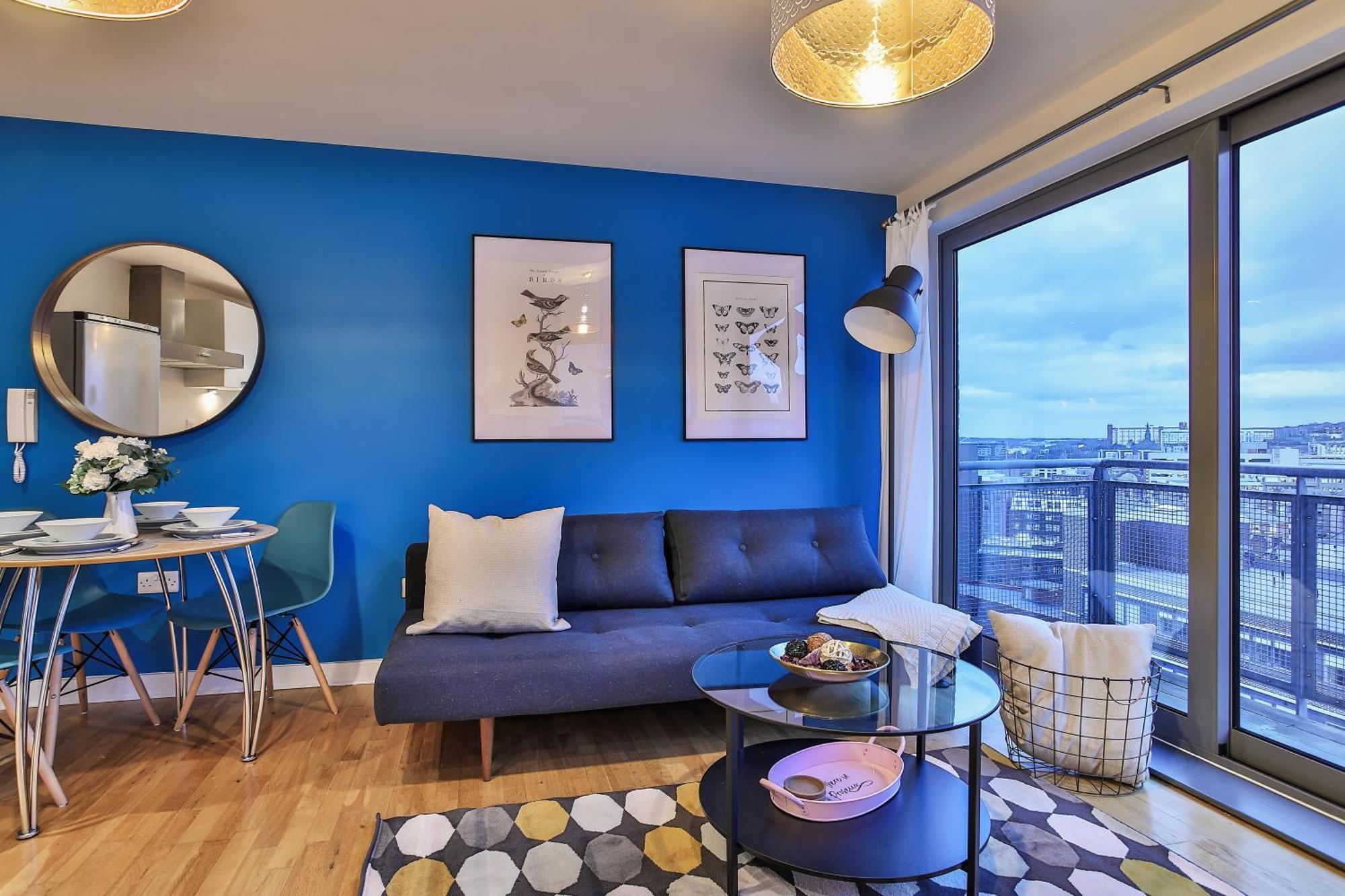 Skyview Apartment By Noknokstay - City Centre With Parking - Group, Family, Business Шефилд Екстериор снимка