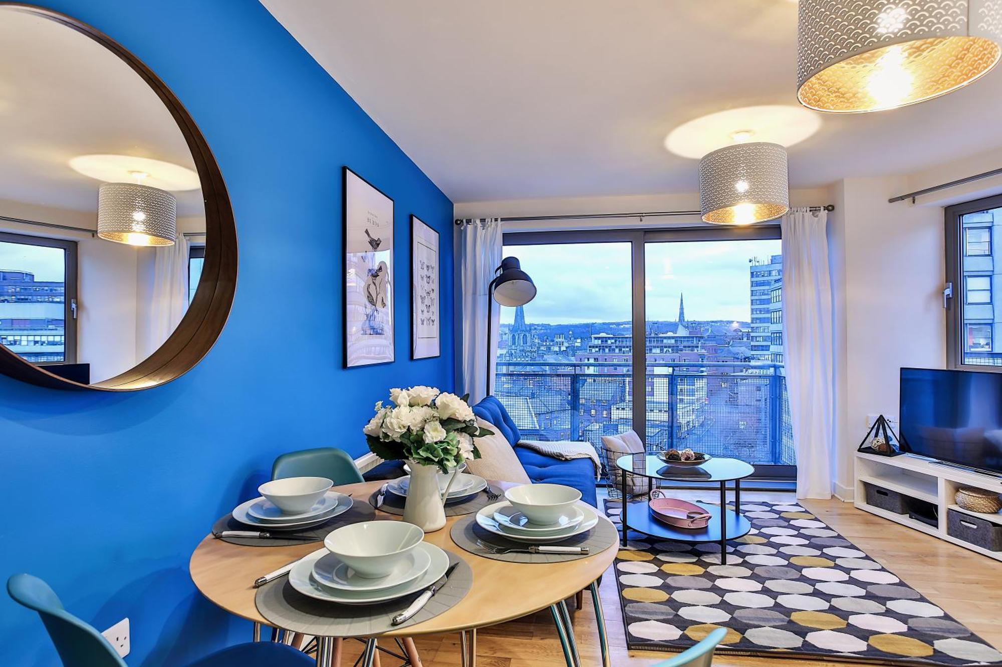 Skyview Apartment By Noknokstay - City Centre With Parking - Group, Family, Business Шефилд Екстериор снимка